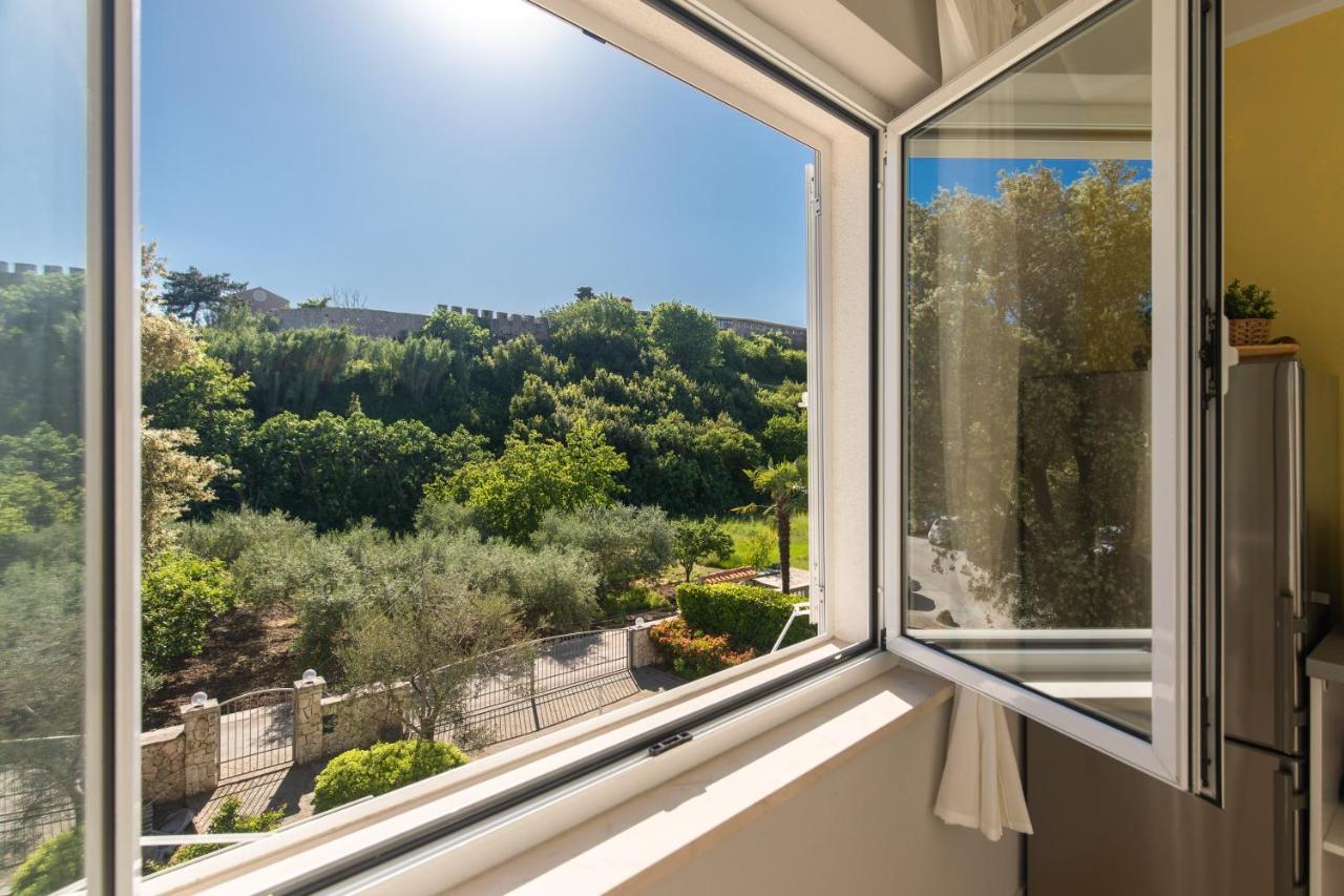 Apartment Portapisana Just 50M From The Beach Krk Town Exterior foto